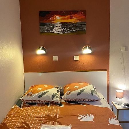 Beautiful Flat With Pool In Moliets Et Maa Apartment Екстериор снимка