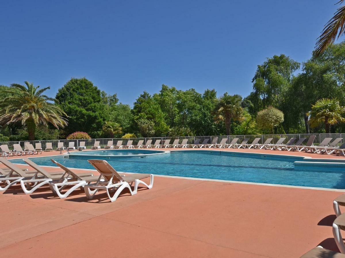 Beautiful Flat With Pool In Moliets Et Maa Apartment Екстериор снимка