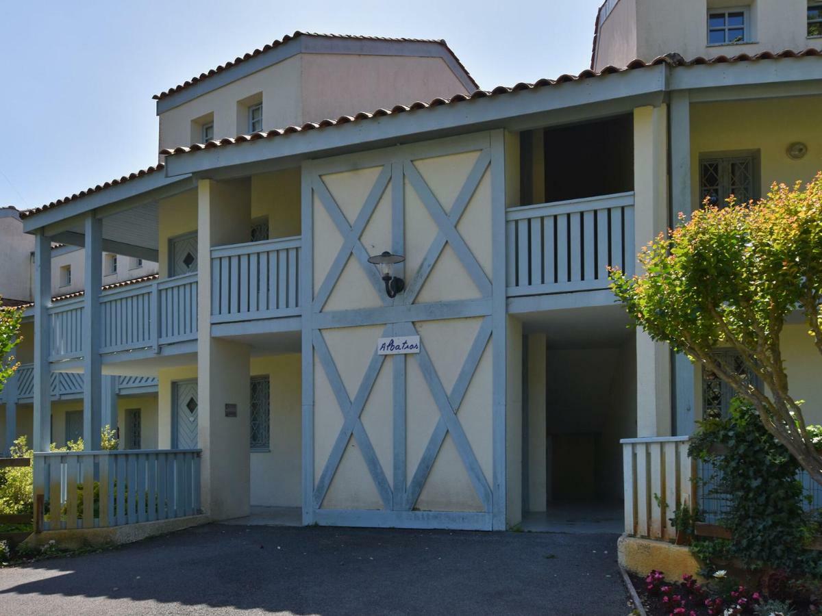 Beautiful Flat With Pool In Moliets Et Maa Apartment Екстериор снимка